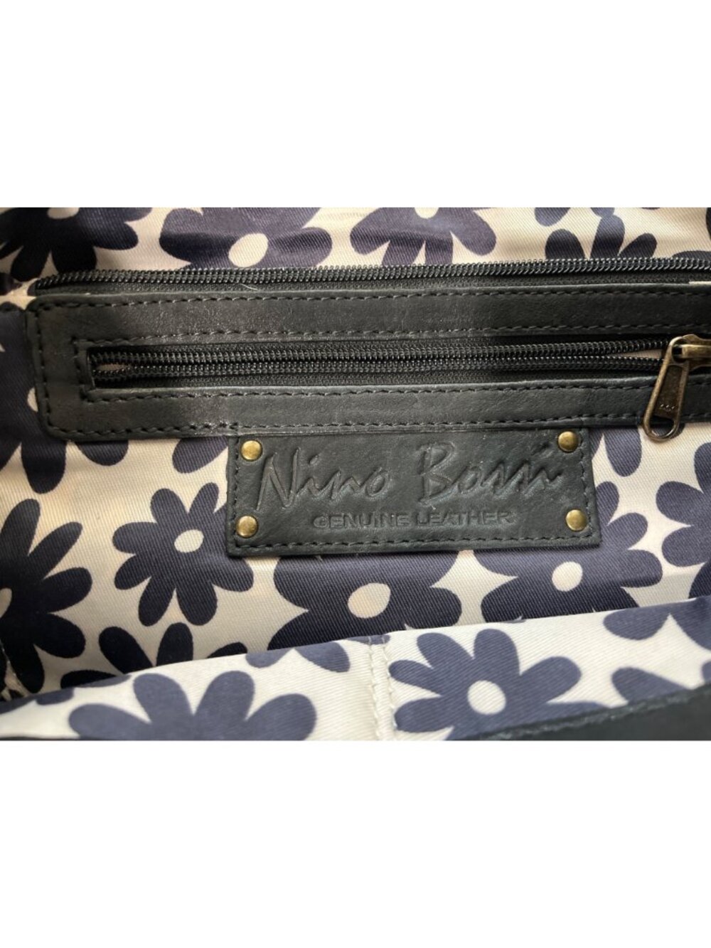 Nino Bossi Black Leather Tote Bag With Woven Front Pocket & Brass Accents - Picture 5 of 8